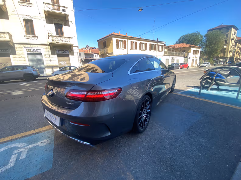 Mercedes-Benz Classe E - 8
