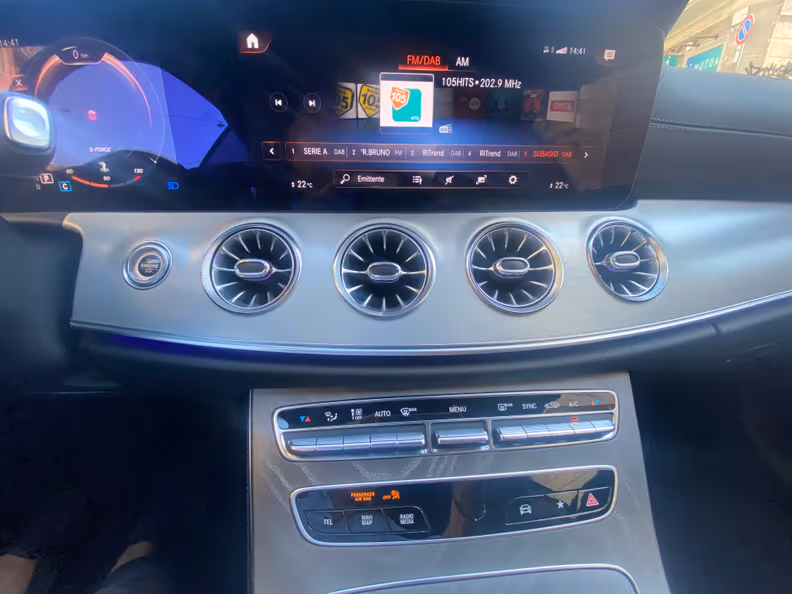 Mercedes-Benz Classe E - 36