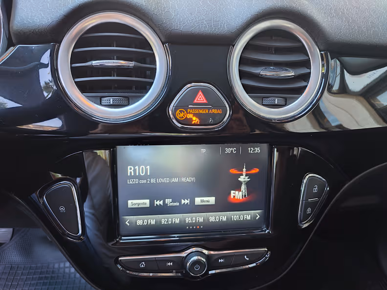 Opel Adam - 11