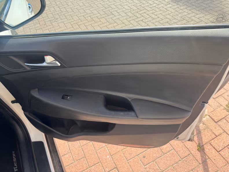 Hyundai Tucson - 23