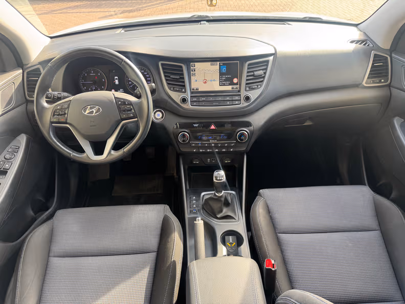 Hyundai Tucson - 30