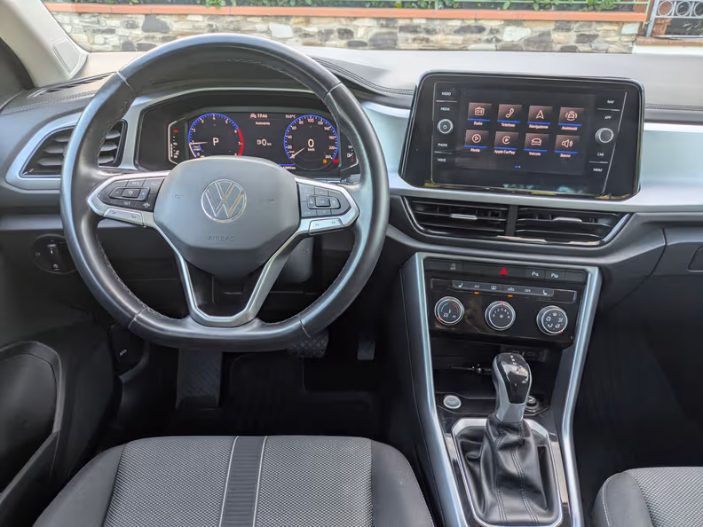 Volkswagen T-Roc - 11