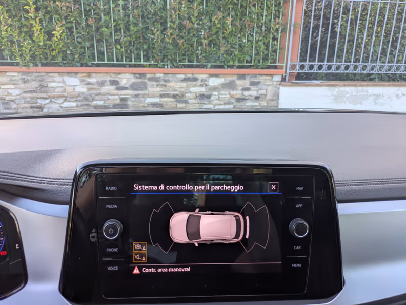 Volkswagen T-Roc - 15