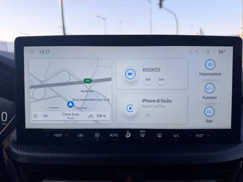 Ford Kuga - 25