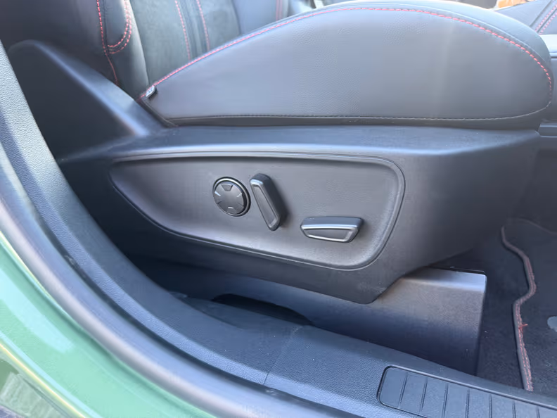 Ford Kuga - 21