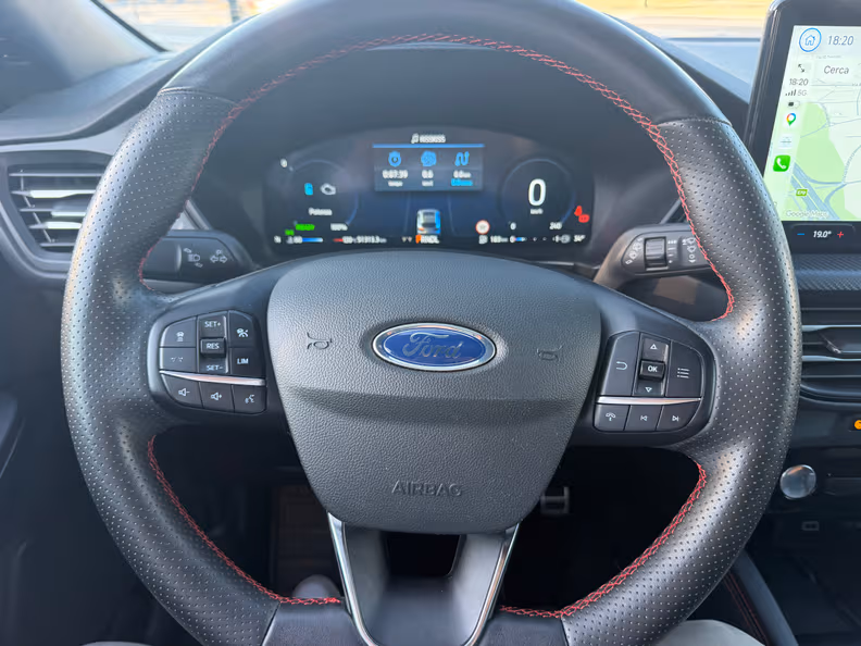 Ford Kuga - 13