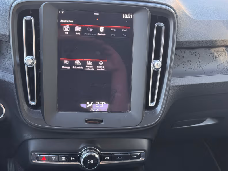 Volvo XC40 - 15