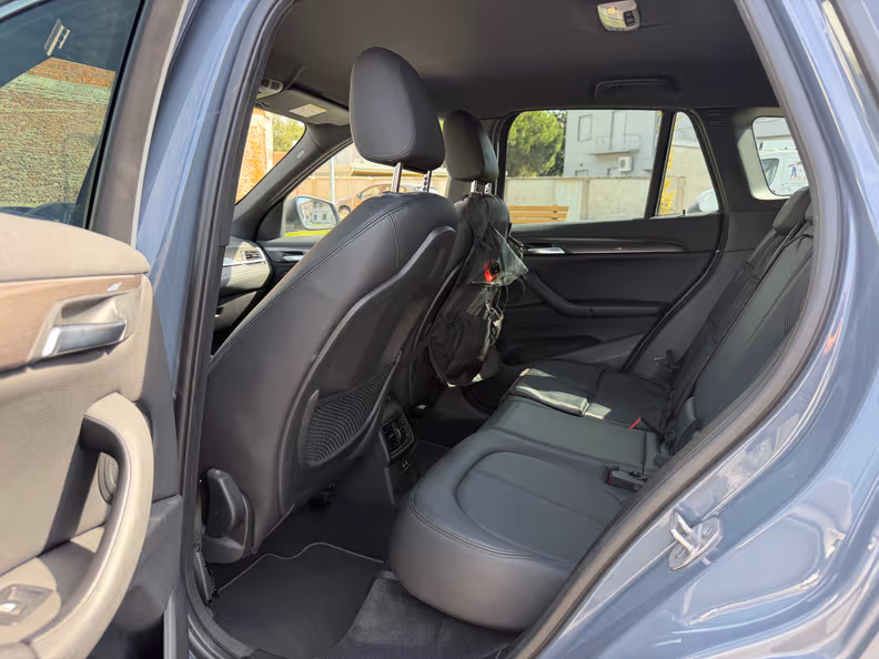 BMW X1 - 11