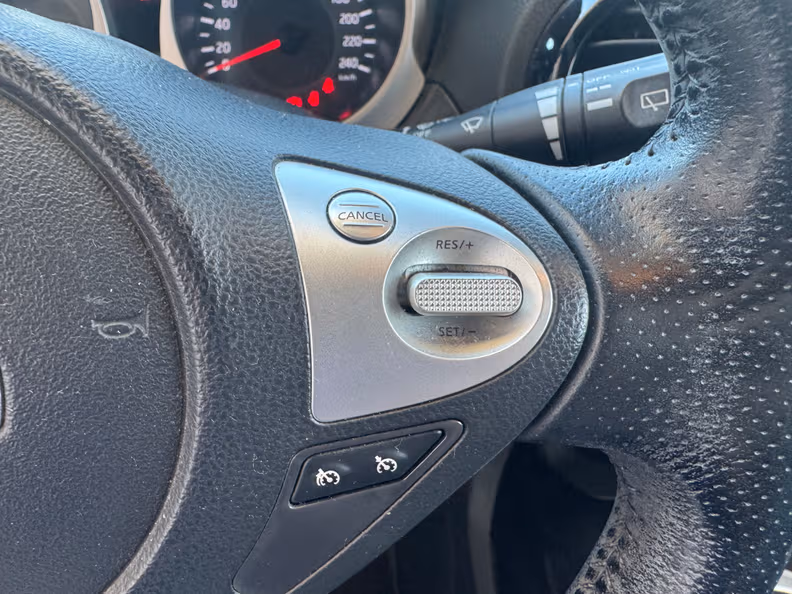 Nissan Juke - 25