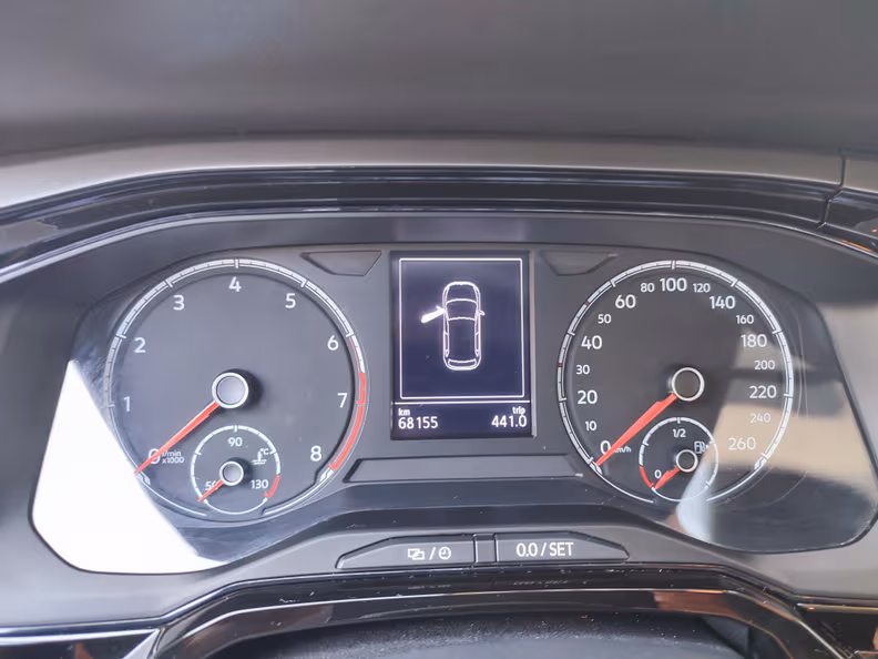 Volkswagen Polo - 7