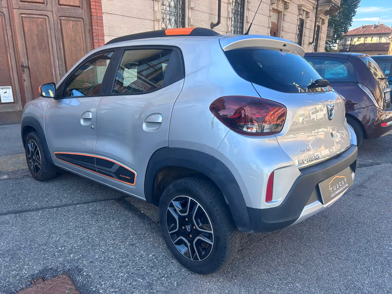 Dacia Spring - 6