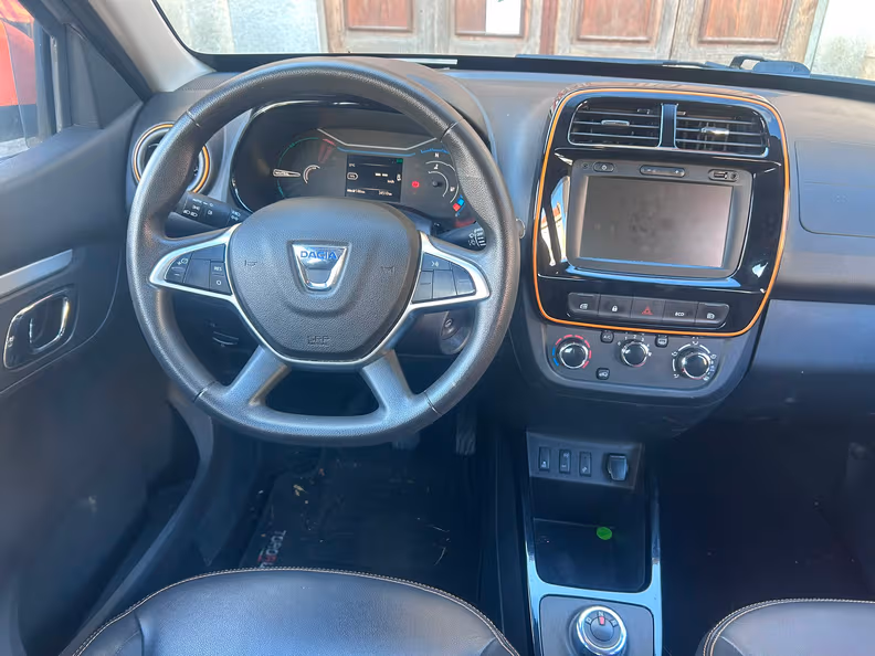 Dacia Spring - 11