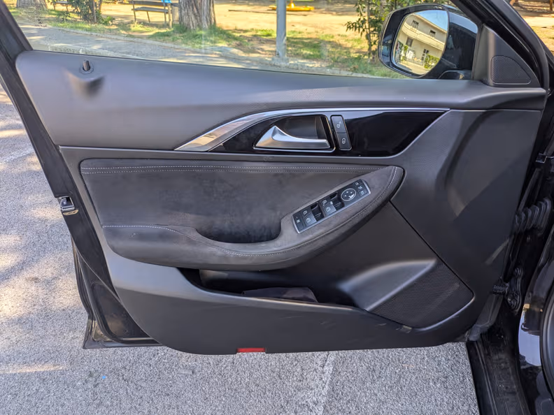 Infiniti Q30 - 21