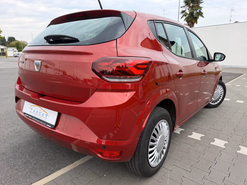 Dacia Sandero - 5