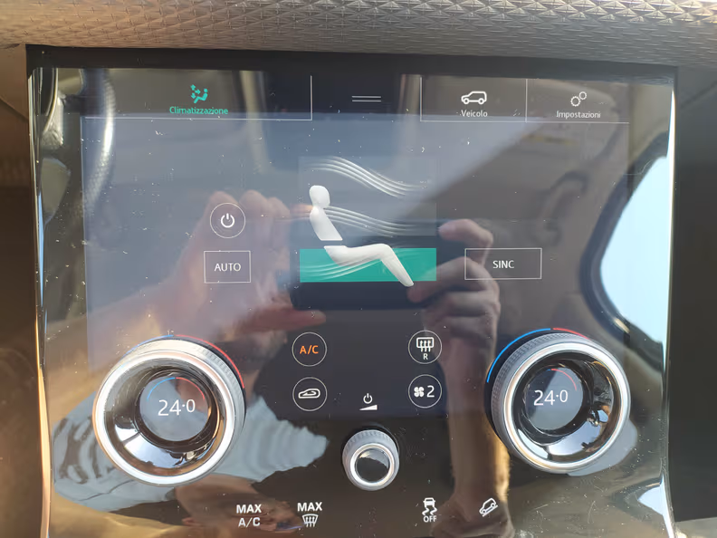 Land Rover Range Rover Velar - 64