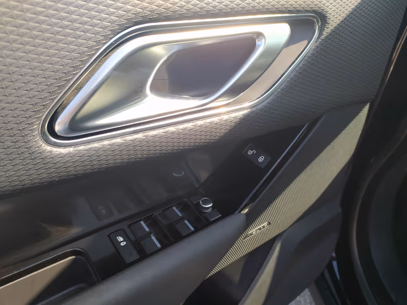 Land Rover Range Rover Velar - 34