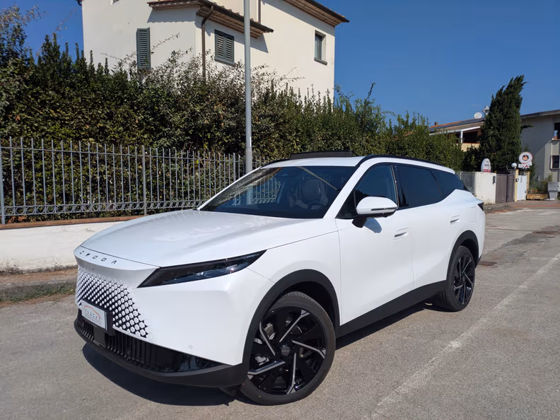Omoda 7