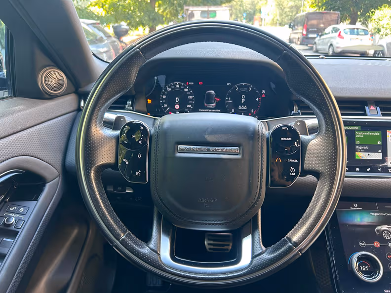 Land Rover Range Rover Evoque - 13