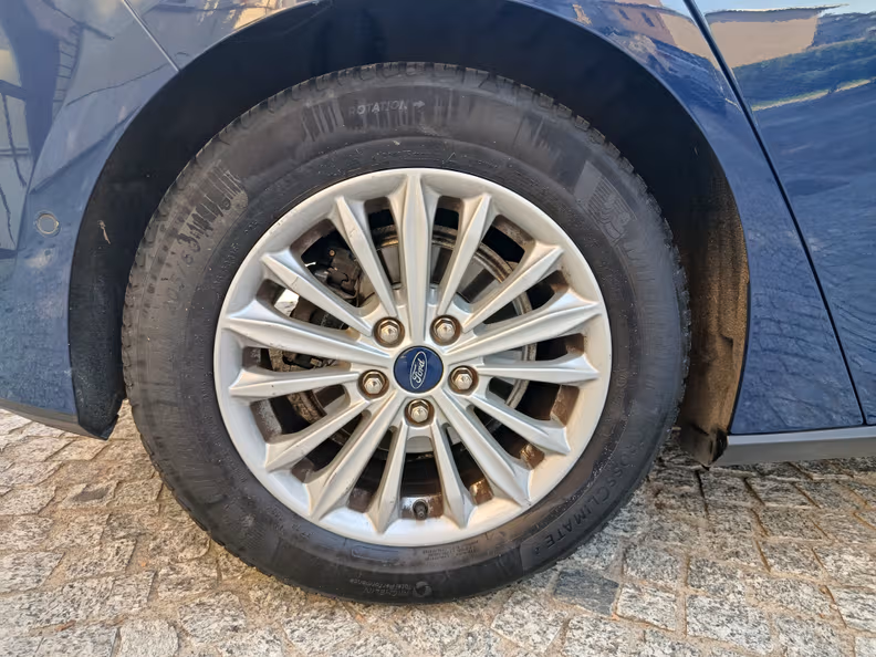 Ford Focus - 21