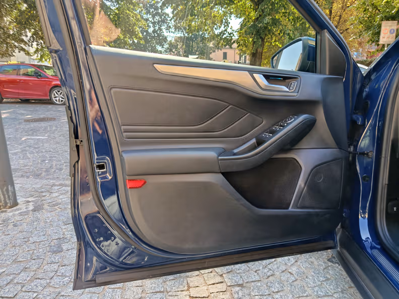 Ford Focus - 24
