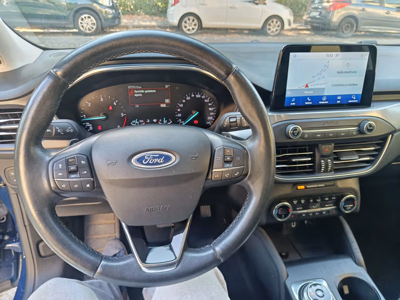 Ford Focus - 30
