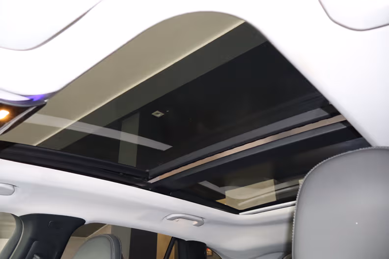 Mercedes-Benz GLC - 9