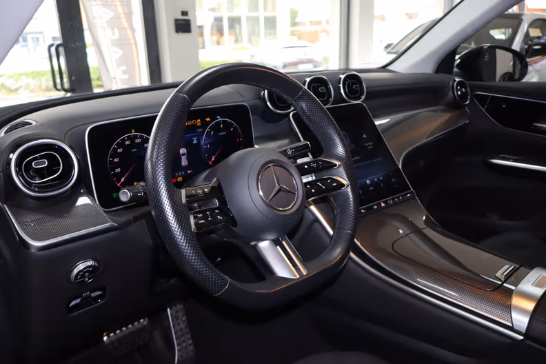 Mercedes-Benz GLC - 7