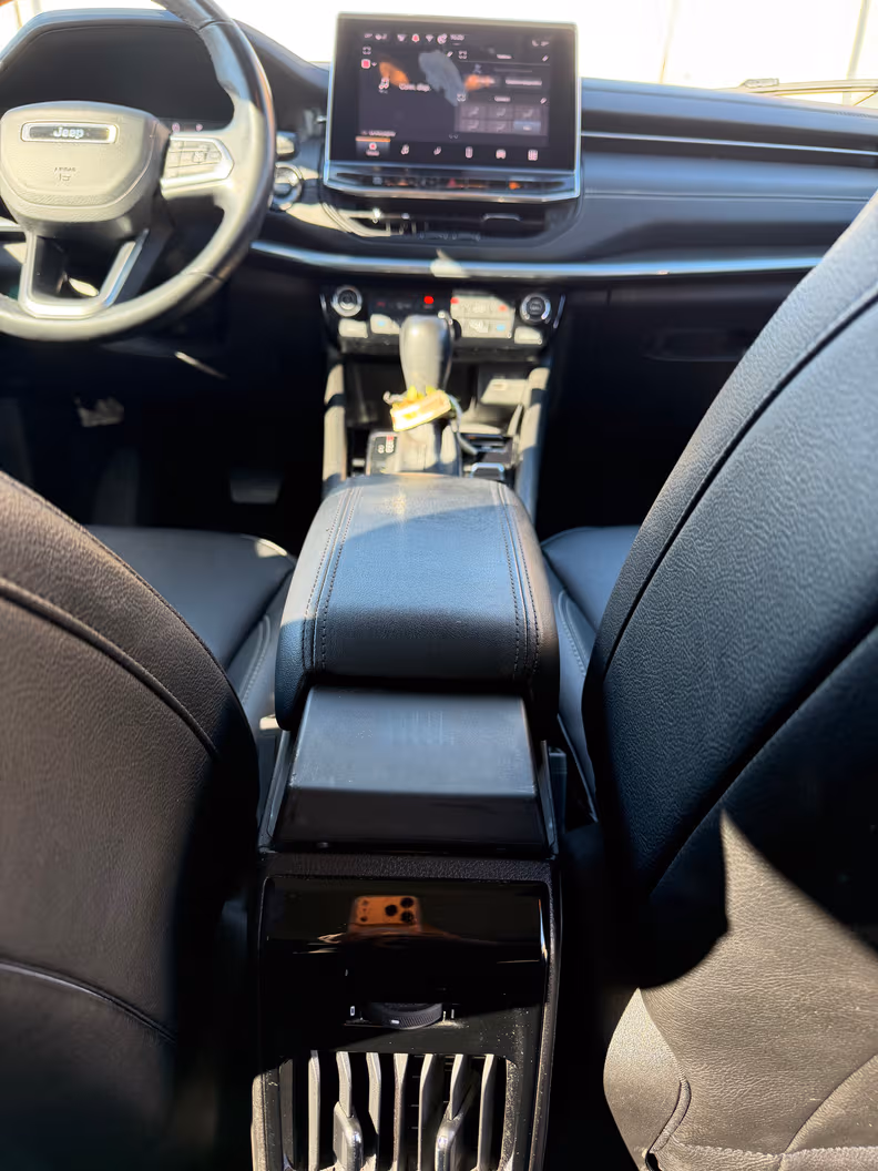 Jeep Compass - 23