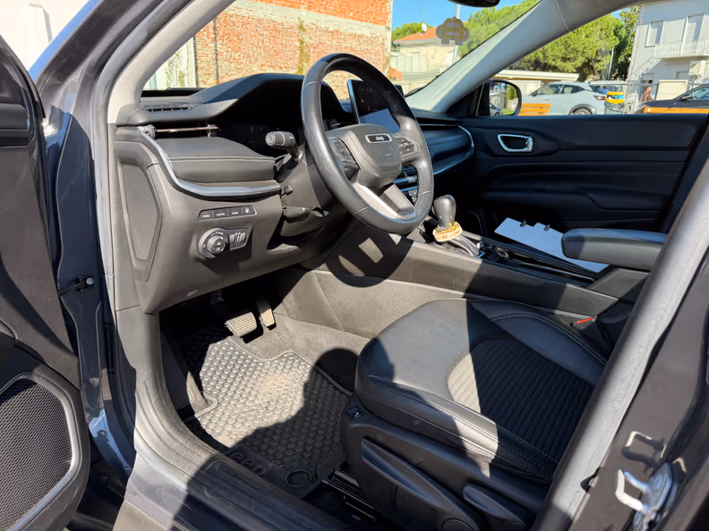 Jeep Compass - 17