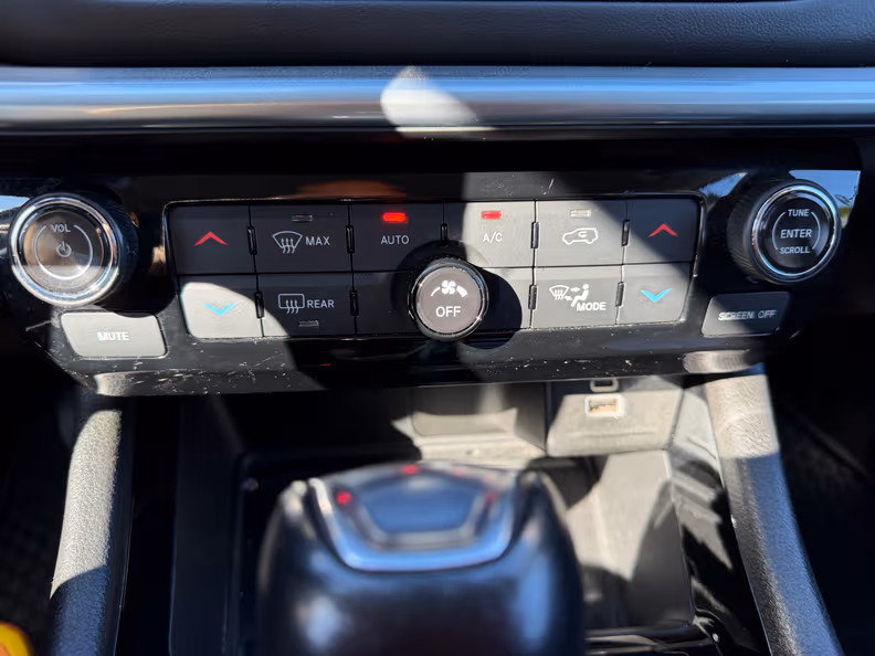 Jeep Compass - 14