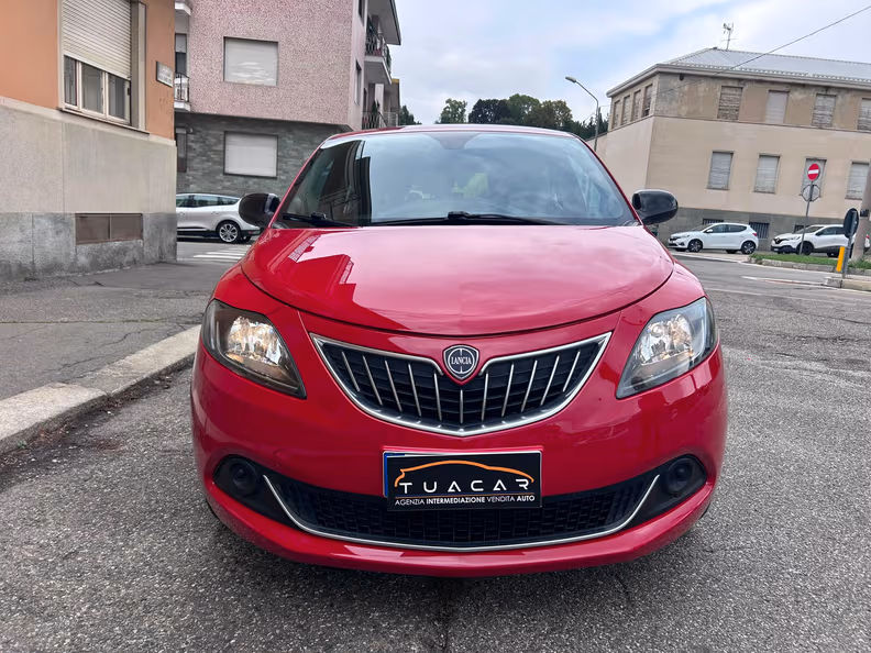 Lancia Ypsilon - 2