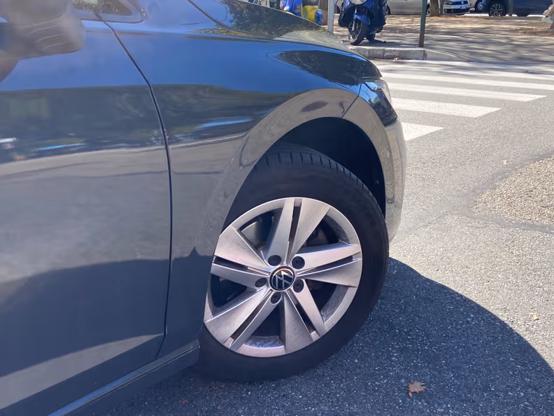Volkswagen Golf - 13