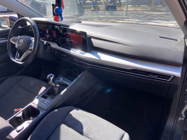 Volkswagen Golf - 12