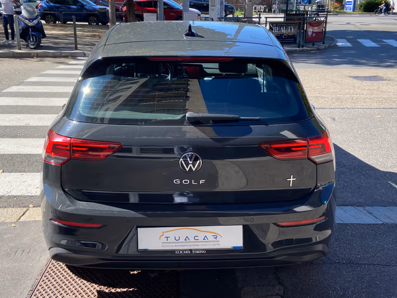 Volkswagen Golf - 5