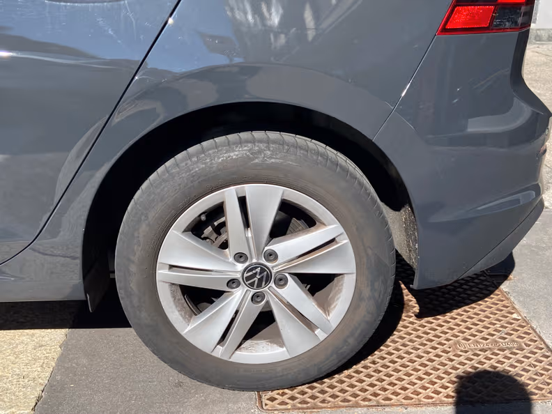 Volkswagen Golf - 20
