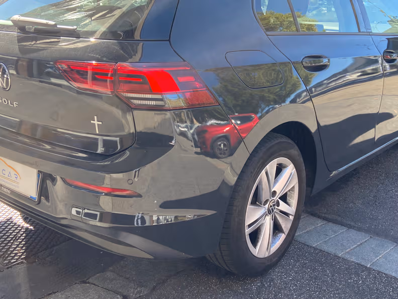 Volkswagen Golf - 19