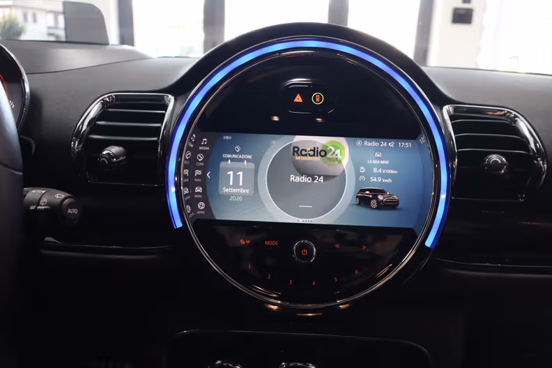 Mini Clubman - 18