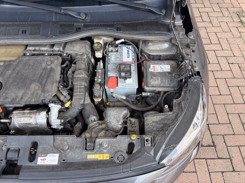 Peugeot 208 - 27