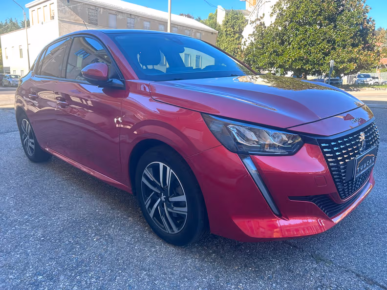 Peugeot 208 - 3