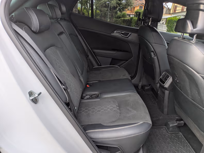 Kia Sportage - 25