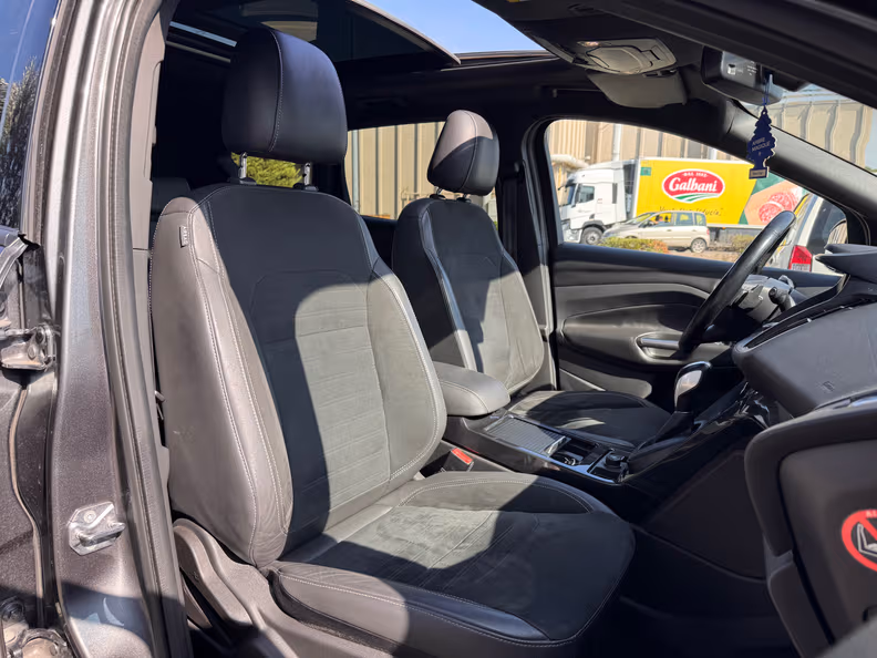 Ford Kuga - 18