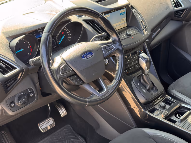 Ford Kuga - 7