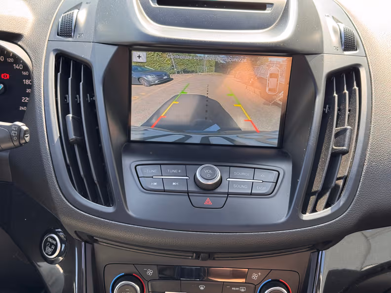 Ford Kuga - 16