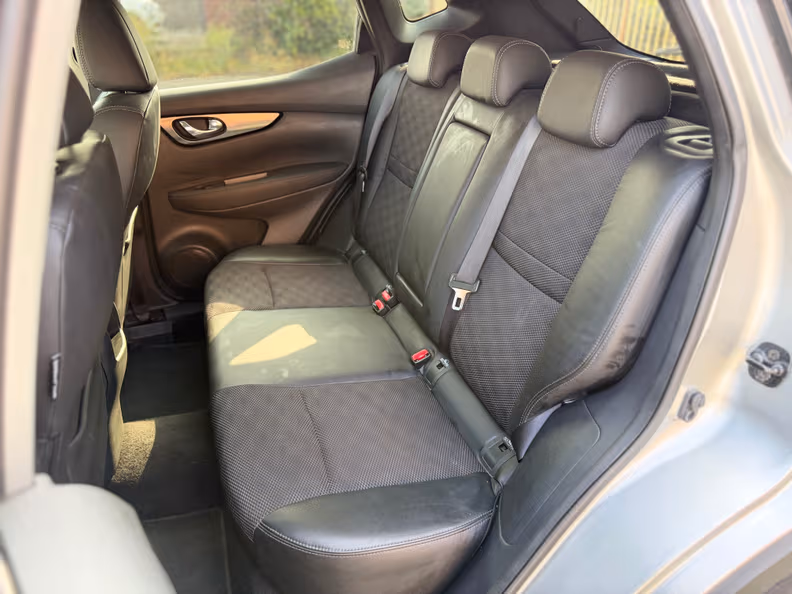Nissan Qashqai - 23