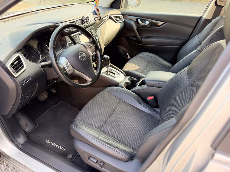 Nissan Qashqai - 11