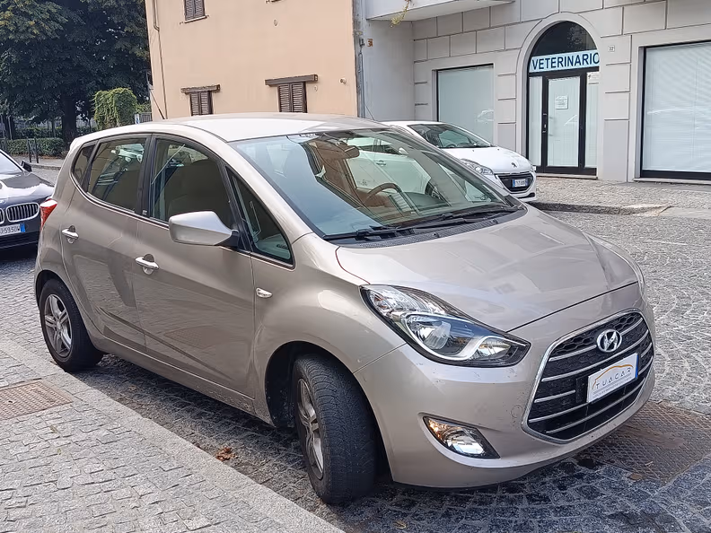 Hyundai ix20 - 3