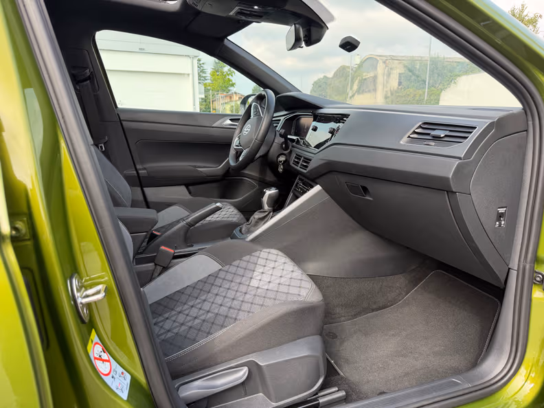 Volkswagen Taigo - 13