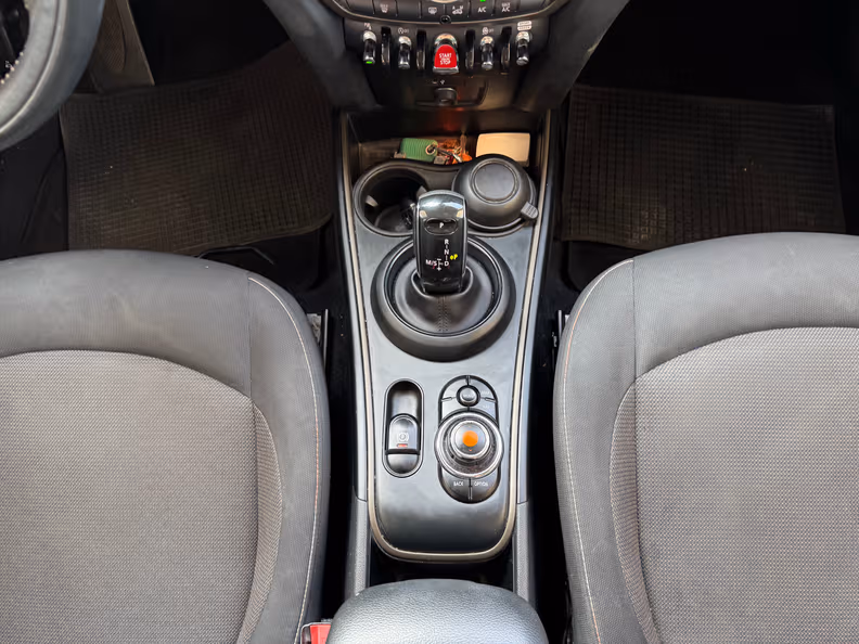 Mini Countryman - 28