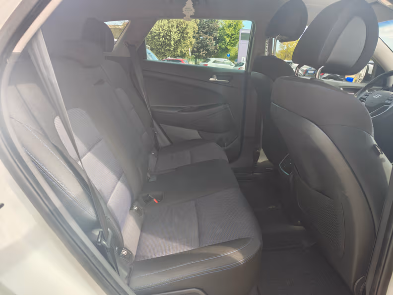 Hyundai Tucson - 26