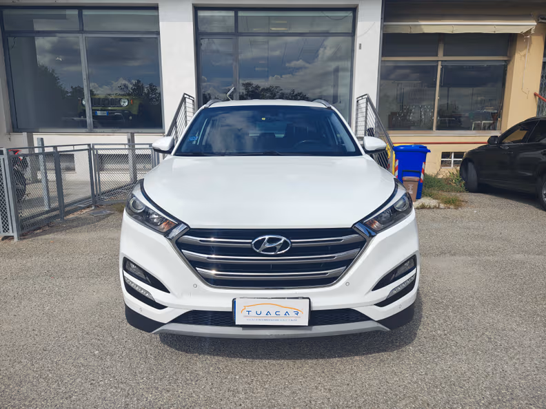 Hyundai Tucson - 8